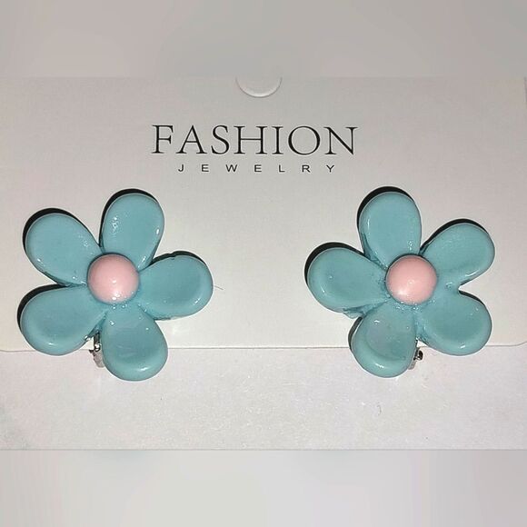 Beautiful girls blue floral clip-on earrings for kids - Picture 2 of 4